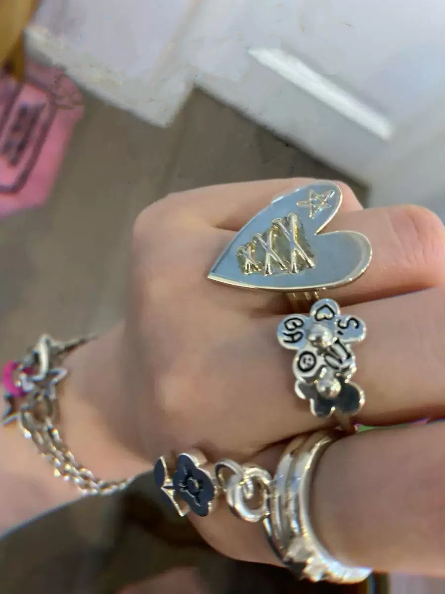 Molly Doodle Flower Ring