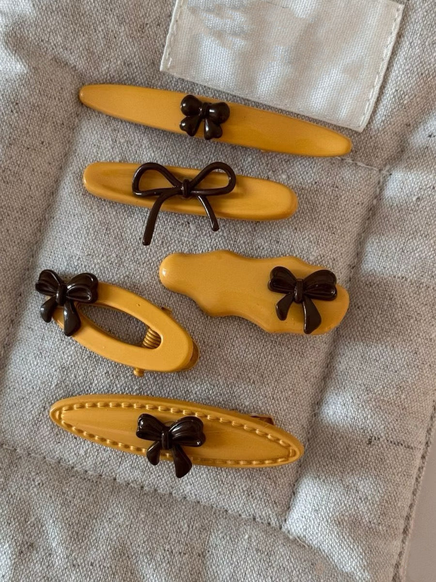 Amber Cocoa Bow Clip Set