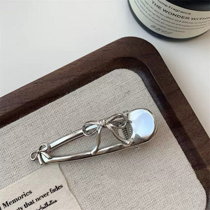 Natalie Silver Bow&Heart Clip