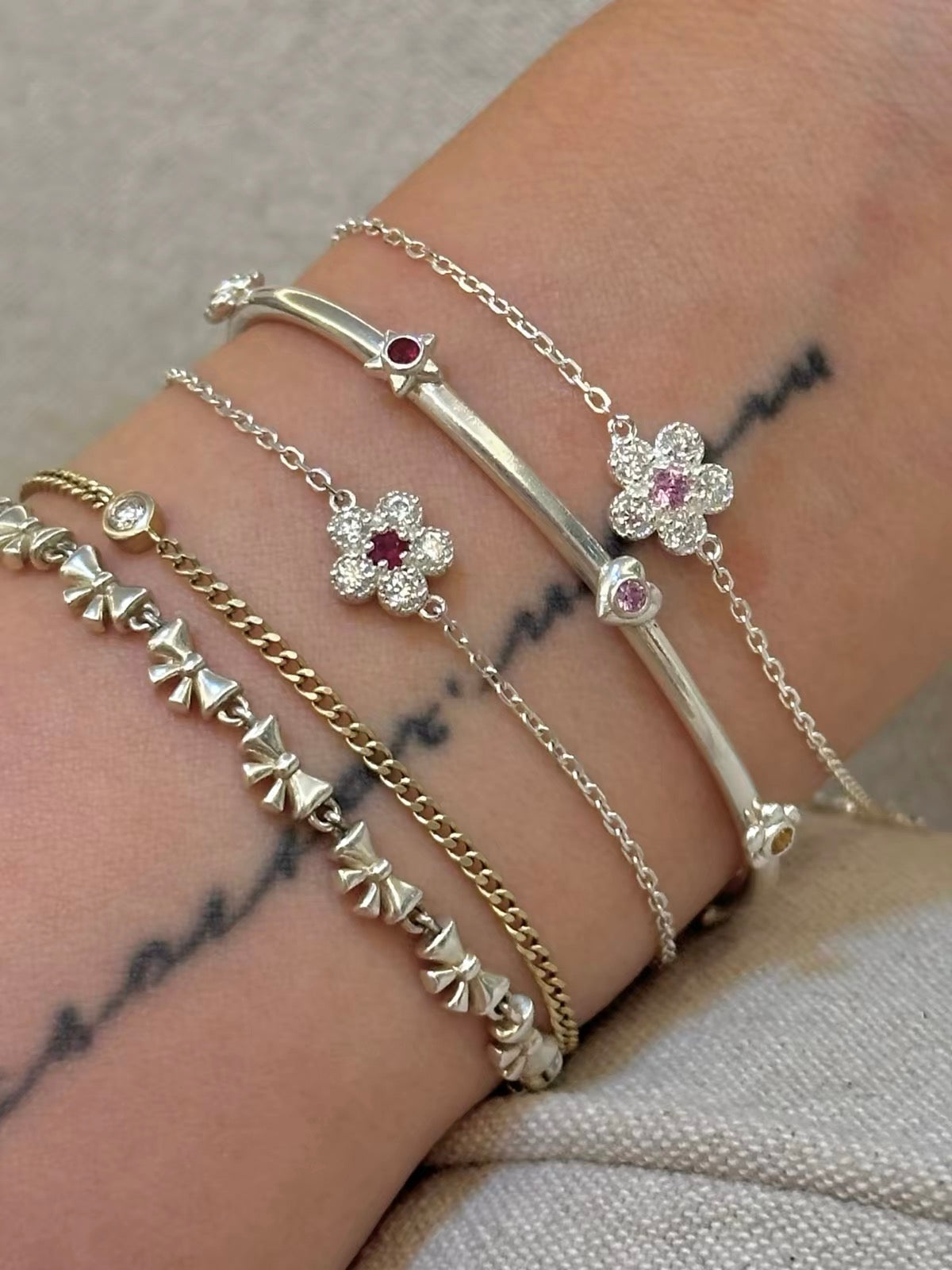 Colette Mini Bow Bracelet