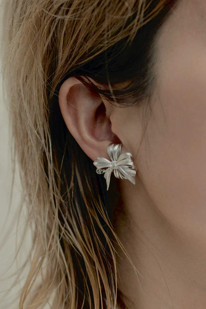 Colette Matte Bow Earrings