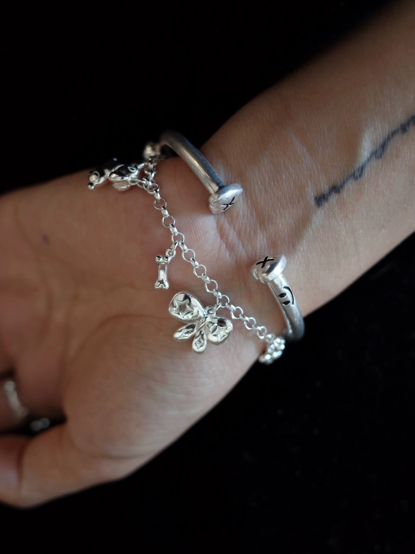 Hakuna Knot Bangle