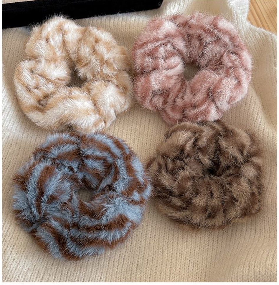 Kaia Plush Fur Scrunchie