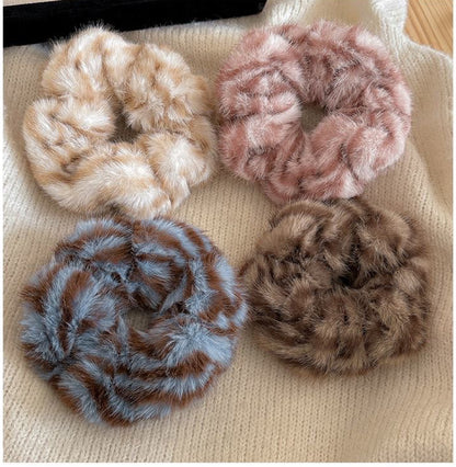 Kaia Plush Fur Scrunchie