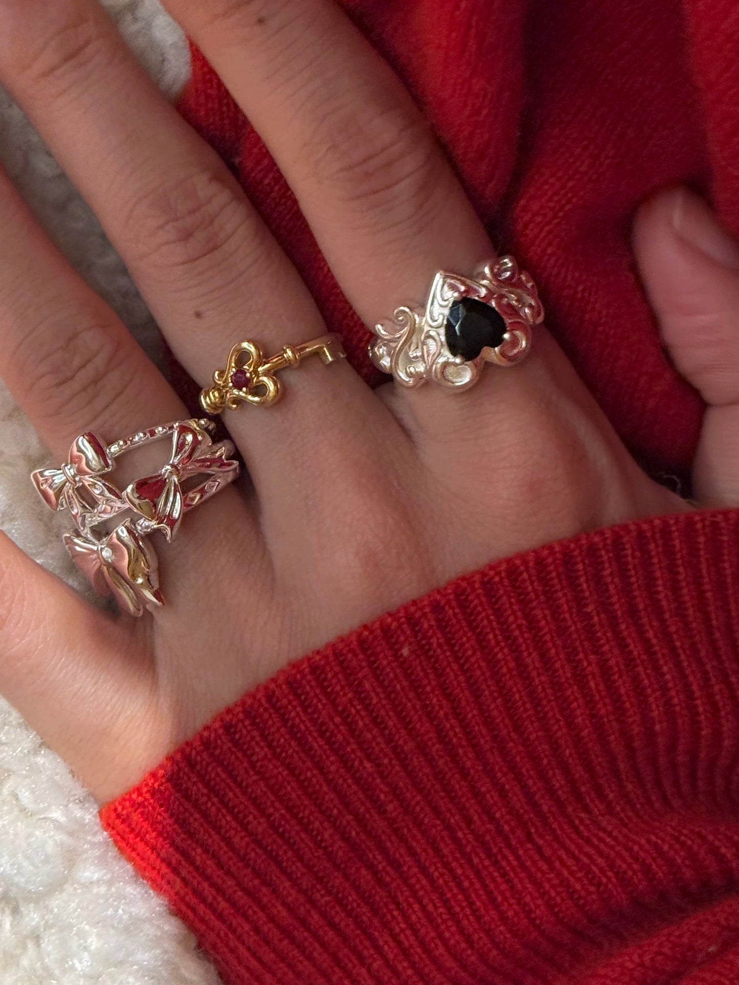 Bonnie Bow Whirl Ring
