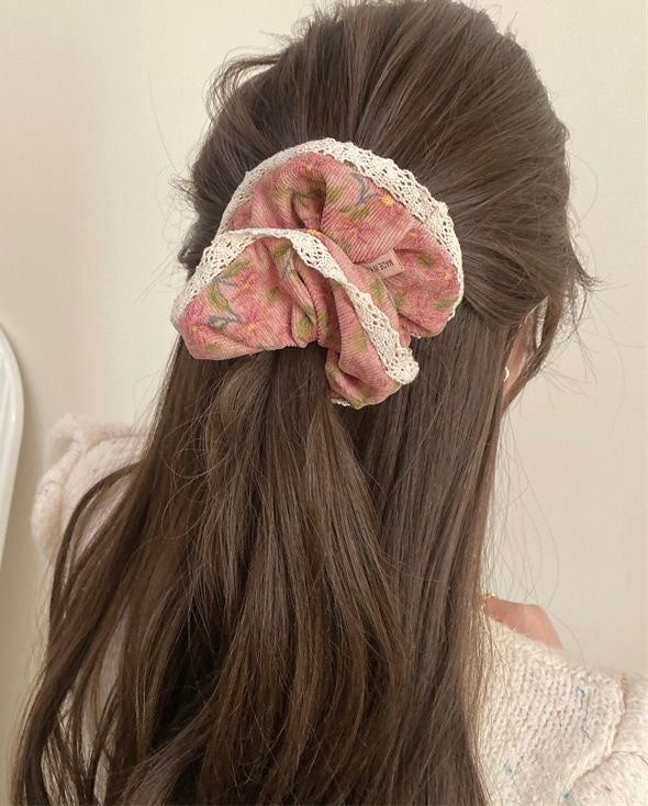 Elodie Lace Garden Scrunchie