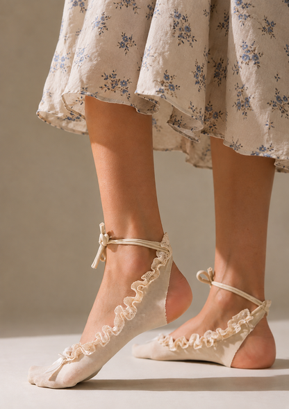 Lila Lace Bow Ankle Socks