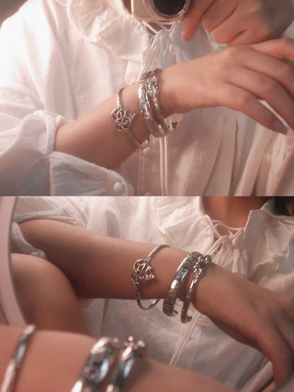 Juno Heartline Edge Bangle