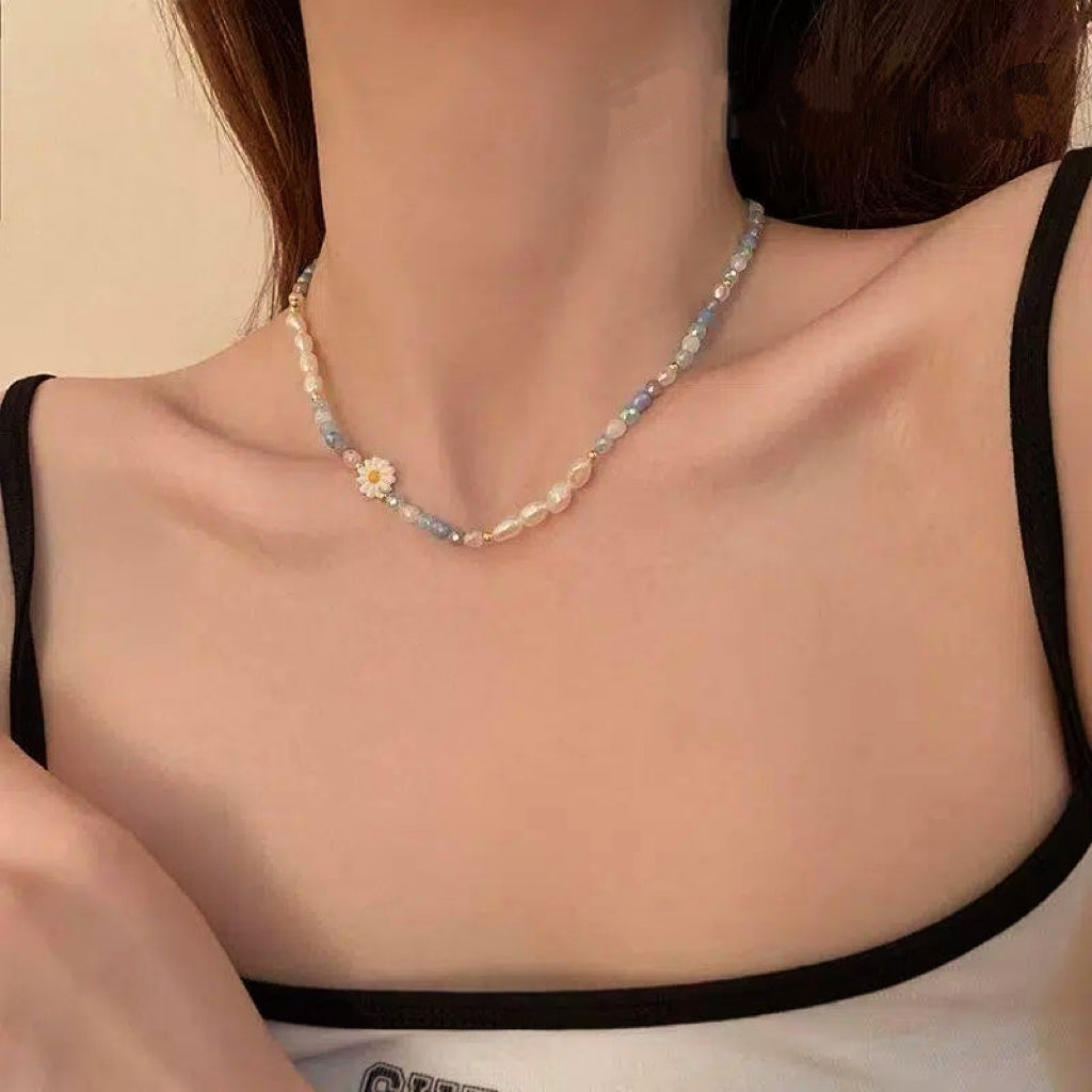 Mabel Daisy Bead Necklace
