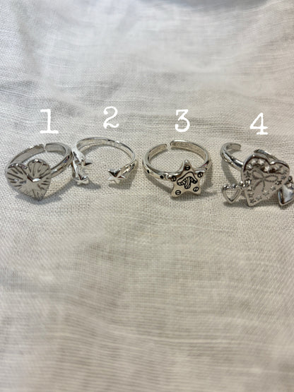 Serein Meteor Heart Star Ring Set