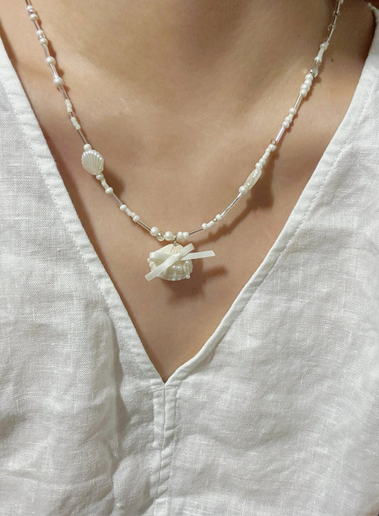 Stella Seashell Star Necklace