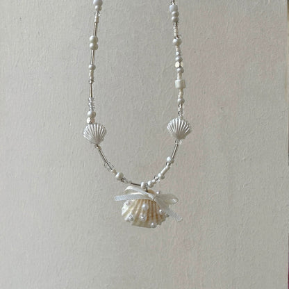Stella Seashell Star Necklace